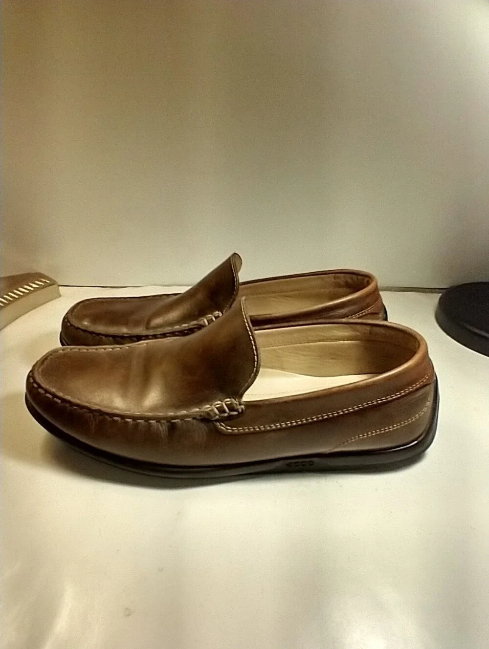 Ecco Classic Moc 2.0 Brown Leather Driving Loafers Shoes Men's sz 8(42).